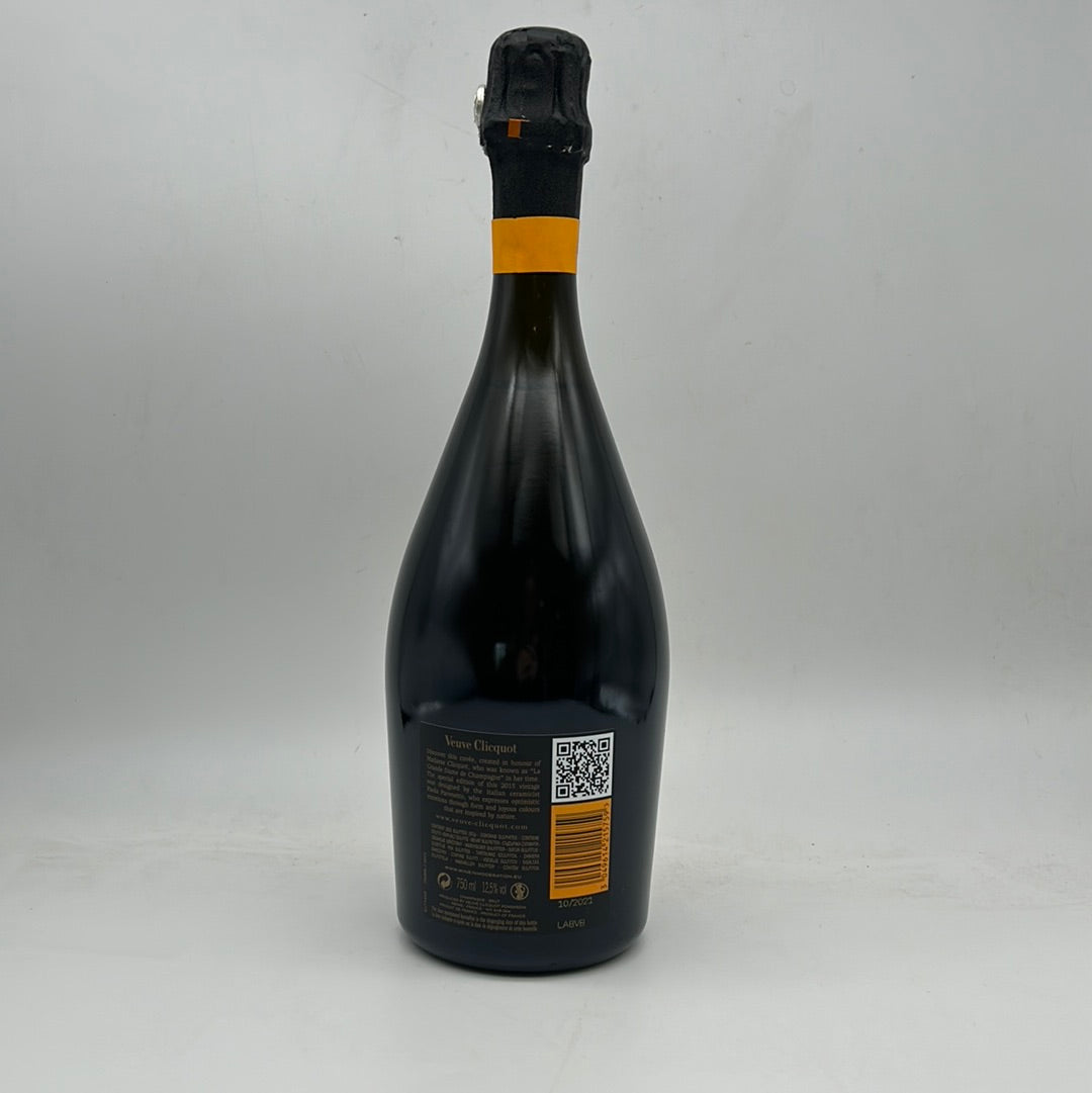 La Grande Dame Veuve Clicquot 2015 Champagne
